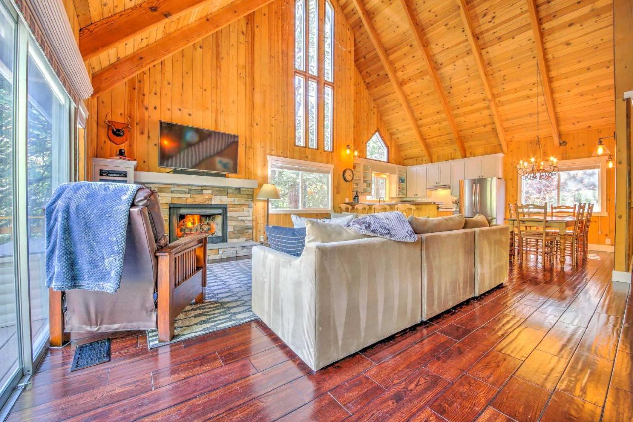 Gorgeous Lake Arrowhead Retreat Game Room And Deck Bagian luar foto