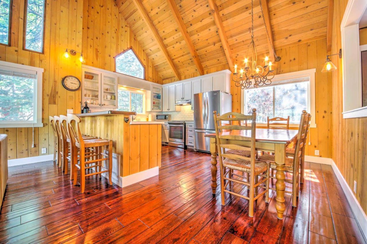 Gorgeous Lake Arrowhead Retreat Game Room And Deck Bagian luar foto