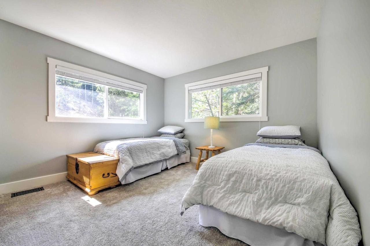 Gorgeous Lake Arrowhead Retreat Game Room And Deck Bagian luar foto