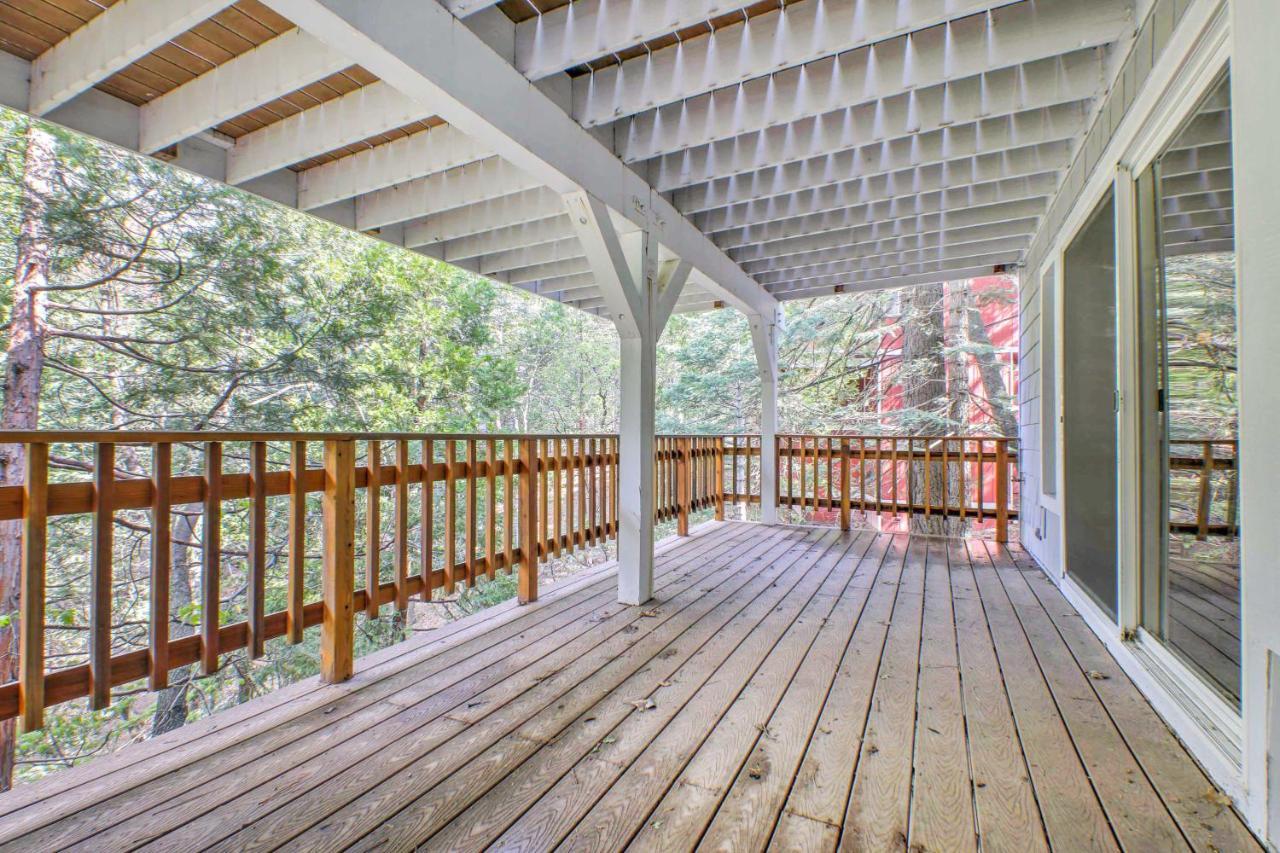 Gorgeous Lake Arrowhead Retreat Game Room And Deck Bagian luar foto